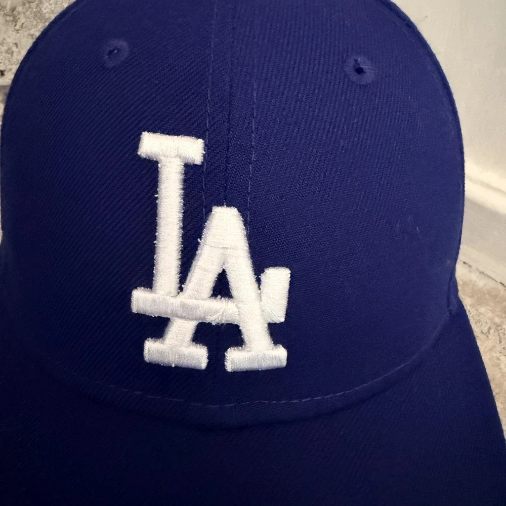 Los Angeles Dodgers Hat Cap Fitted Mens 7 1/8 Blue MLB Baseball New Era 59FIFTY